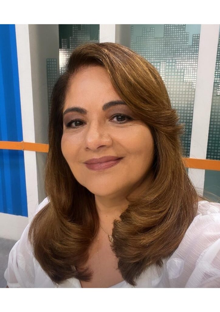 Denise Campos de Toledo